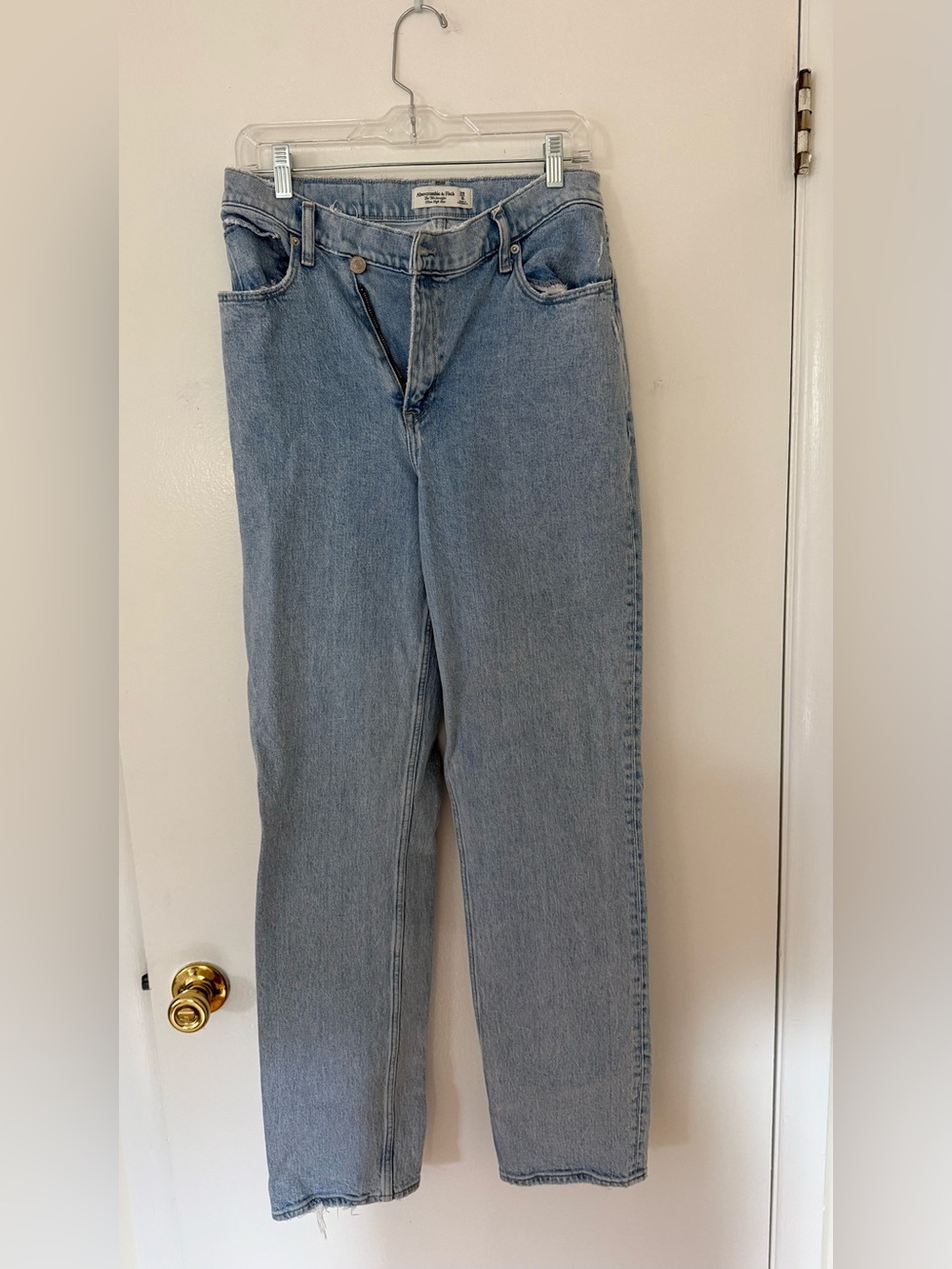 ABERCROMBIE DENIM The 90’s Straight Ultra High Rise Crossover | Size 29 / 8 LONG - Picture 4 of 4
